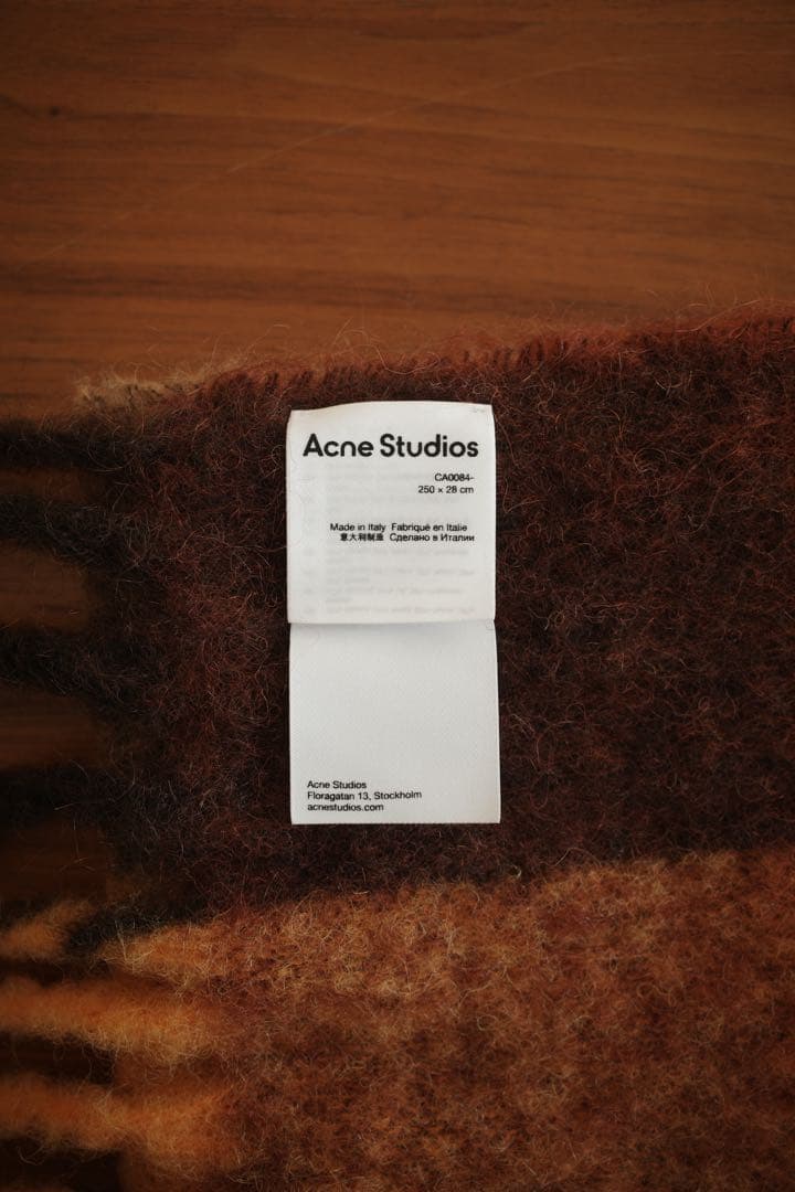 Acne Studiosモヘアマフラー