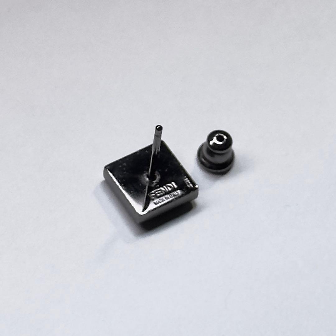 FENDI FFロゴ シングルピアス ダークルテニウム