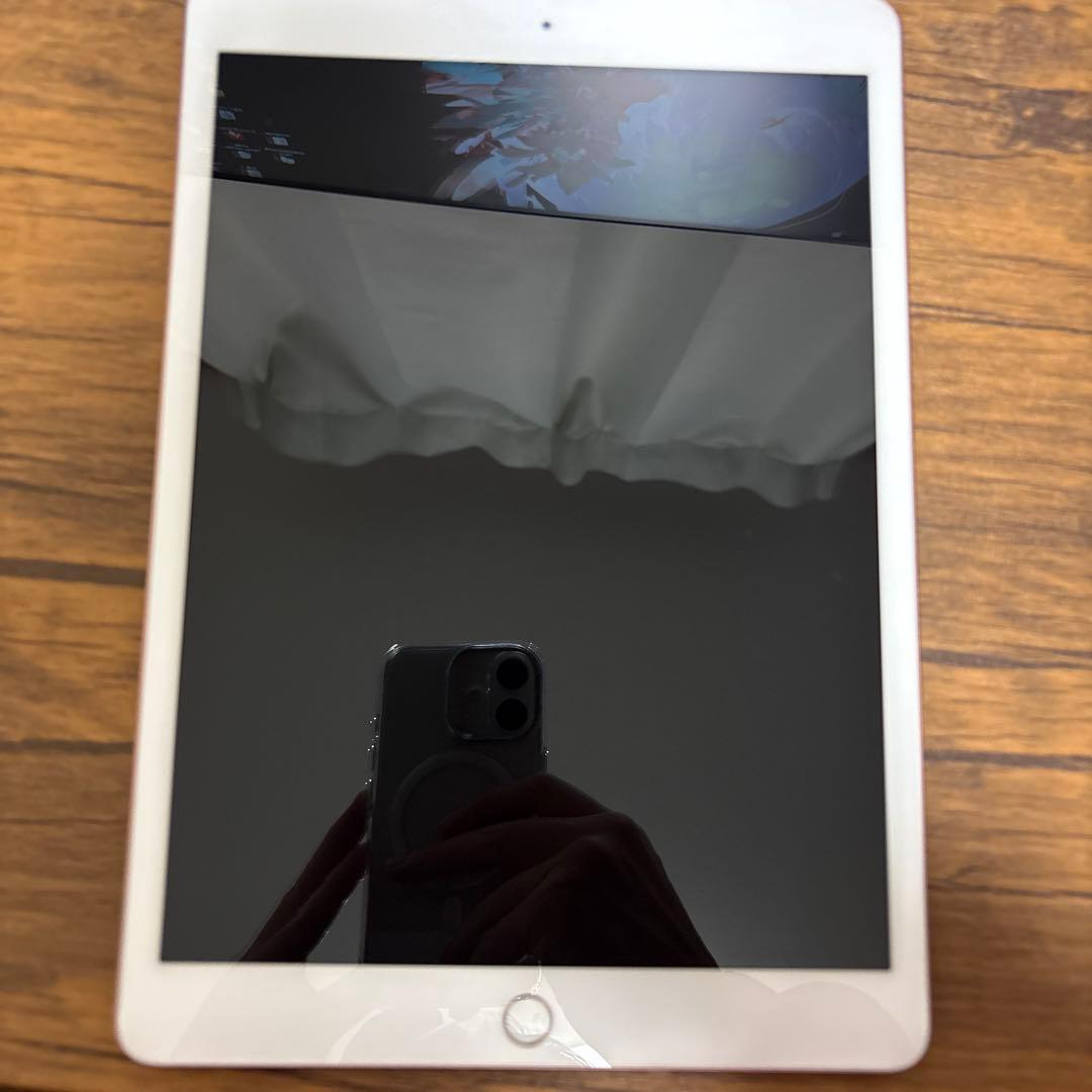 【美品】iPad第８世代本体のみ
