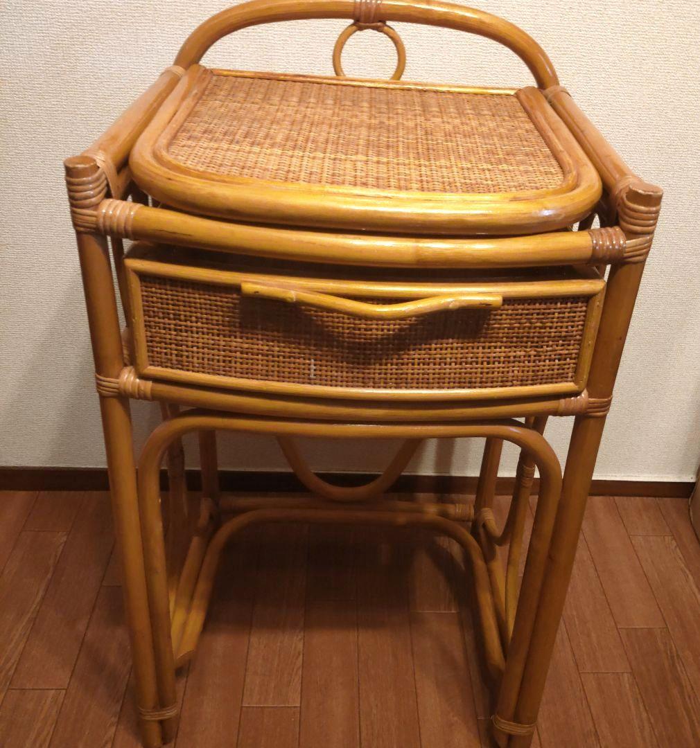 ラタンドレッサー