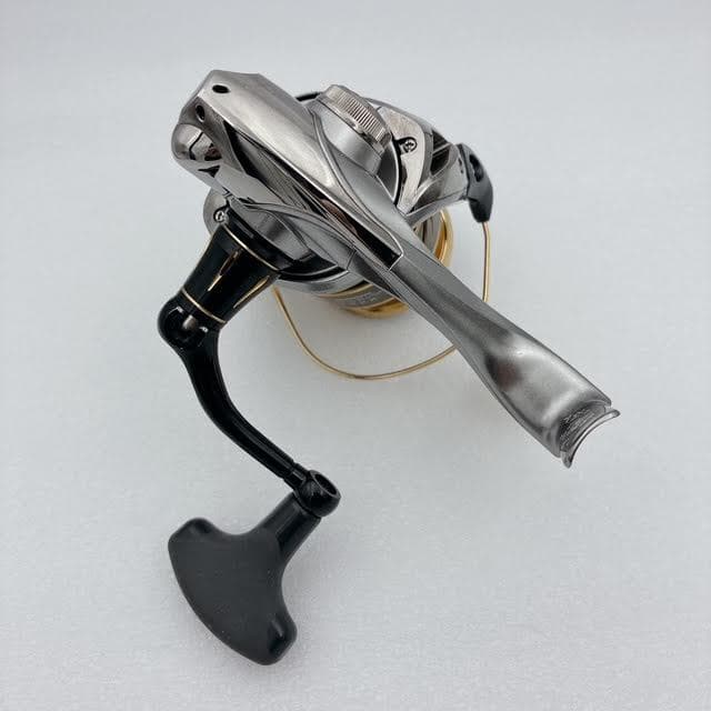 美品✨SHIMANO BB-X DESPINA C3000DXGスピニングリール