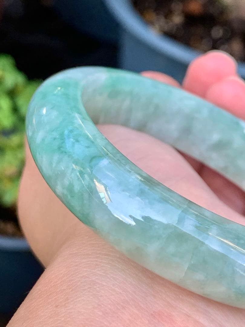 特別価格‼️本翡翠　バングル　新品 0494