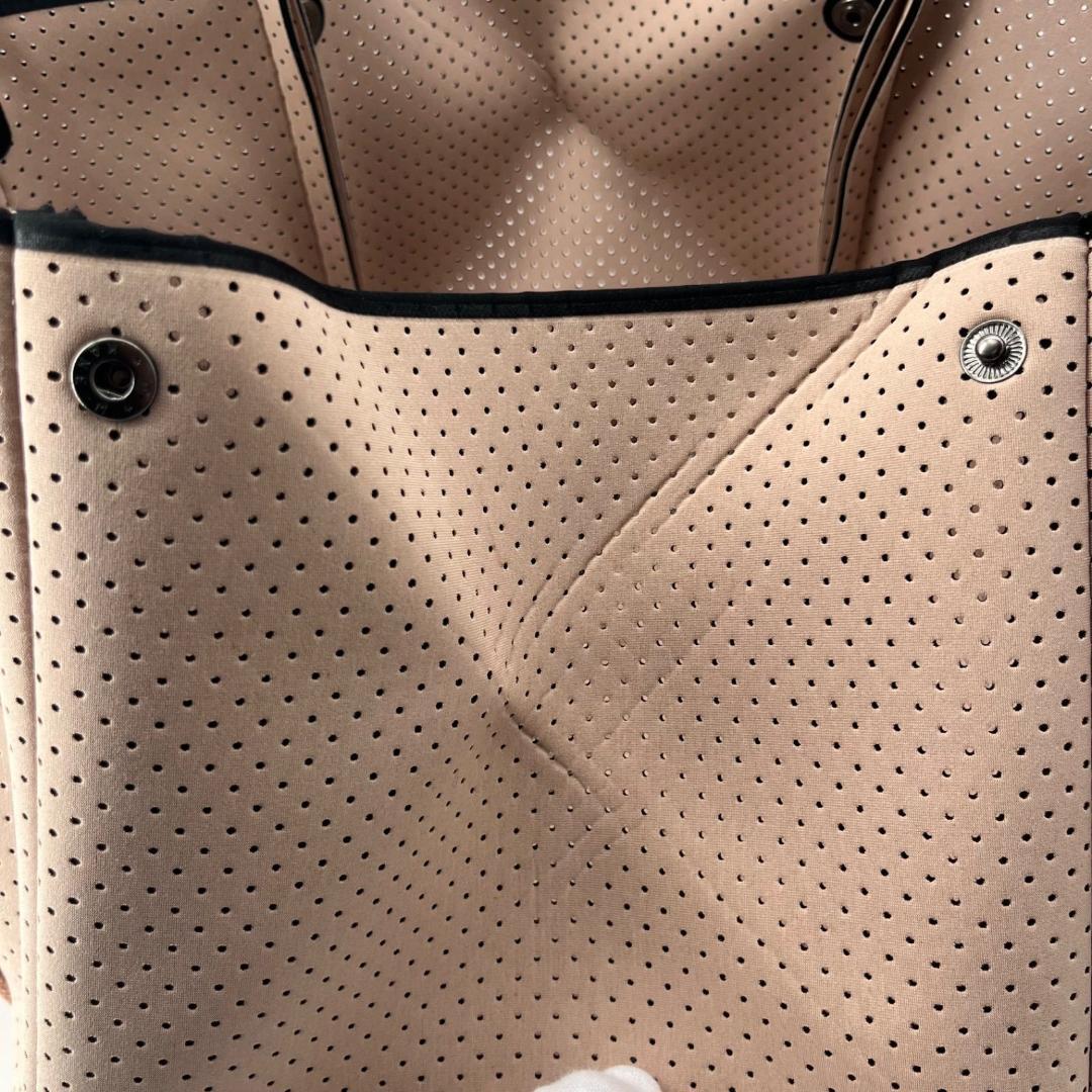 16156✨未使用級✨ステイトオブエスケープ 大容量 トートバッグ 保存袋付