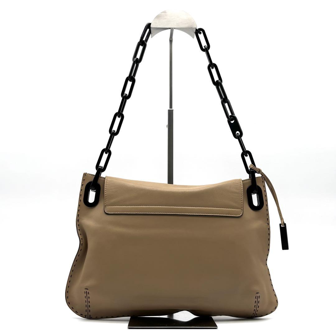 希少・美品 グッチ ワンショルダーバッグ プラスチックチェーン ロゴ ベージュ