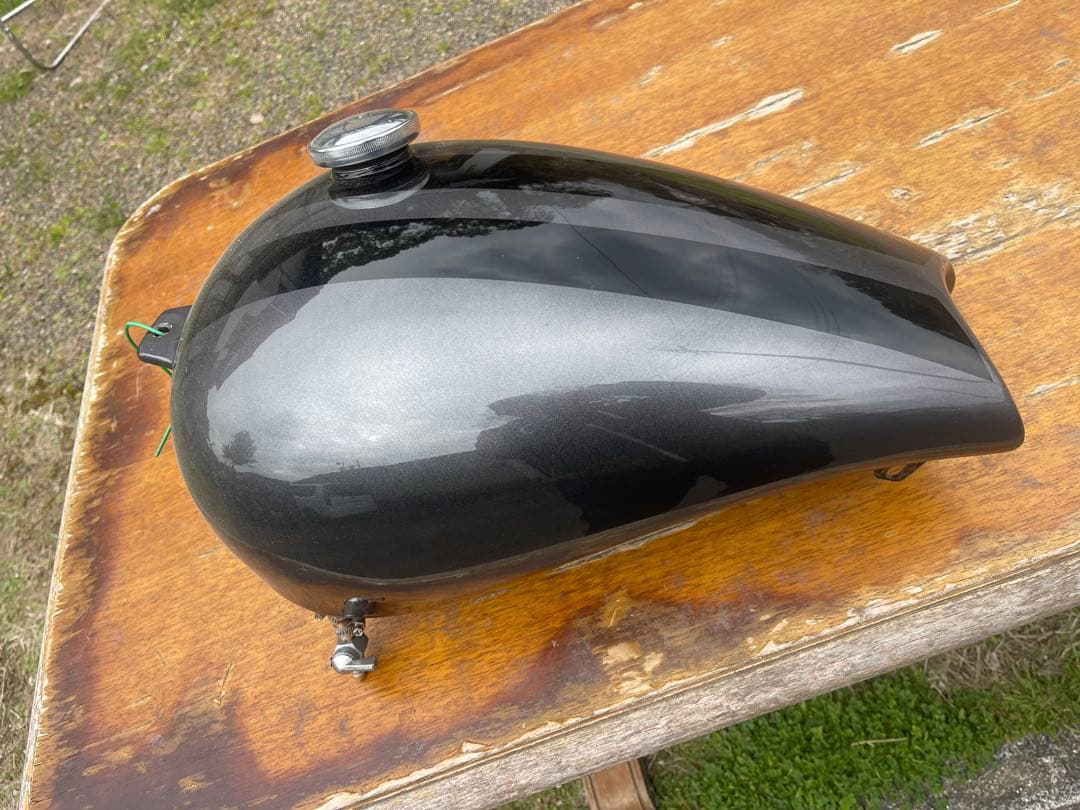 バイク用燃料タンク ブラック/グレー