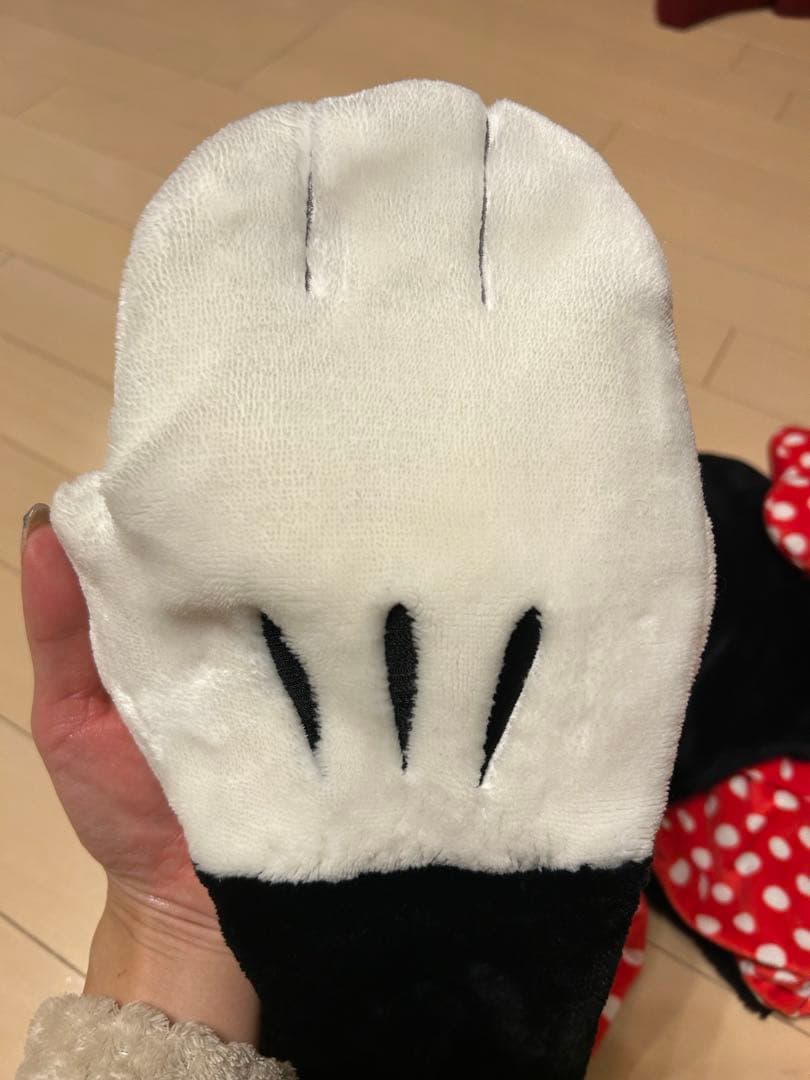 ディズニー　ミニーマフラー