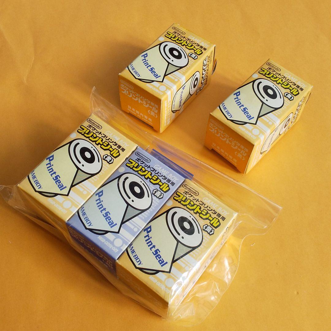 未使用品ポケットカメラ・ポケットプリンタ本体　プリントシール9本　おまけ等一式