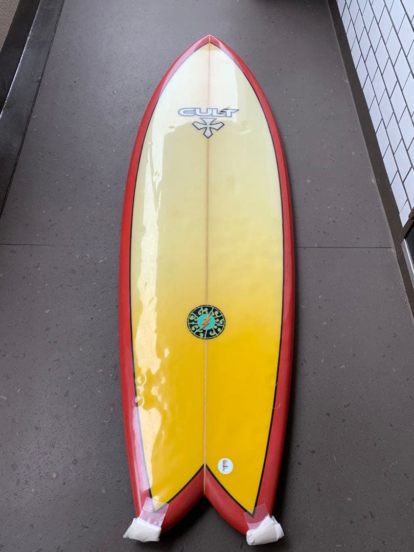 CULT LSD レトロフィッシュサーフボード イエロー/レッド手渡し推奨