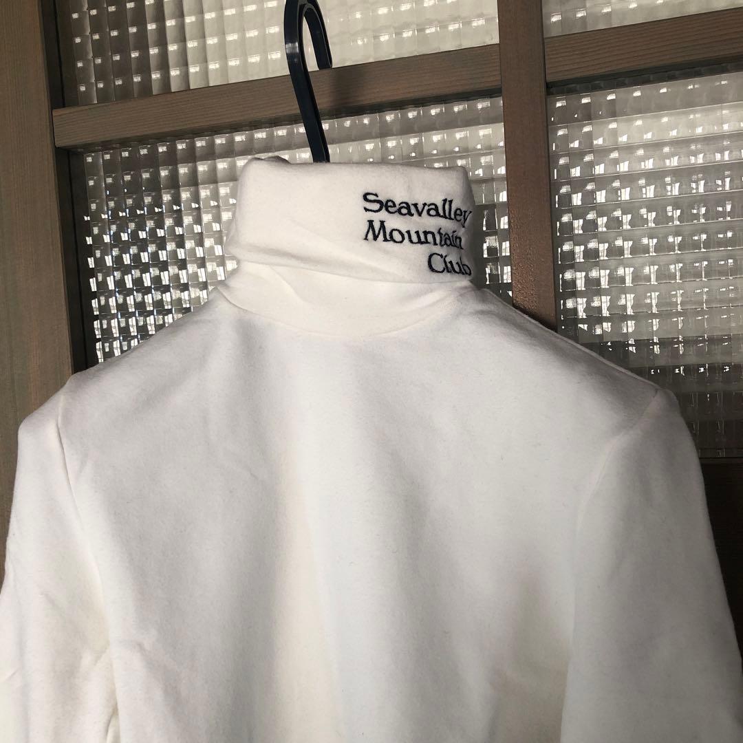 Sea Seavalley Mountain Clubタートルネックトップ