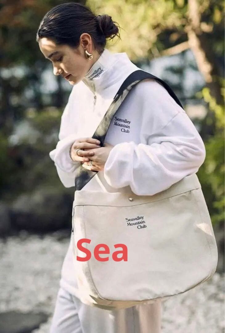 Sea Seavalley Mountain Clubタートルネックトップ