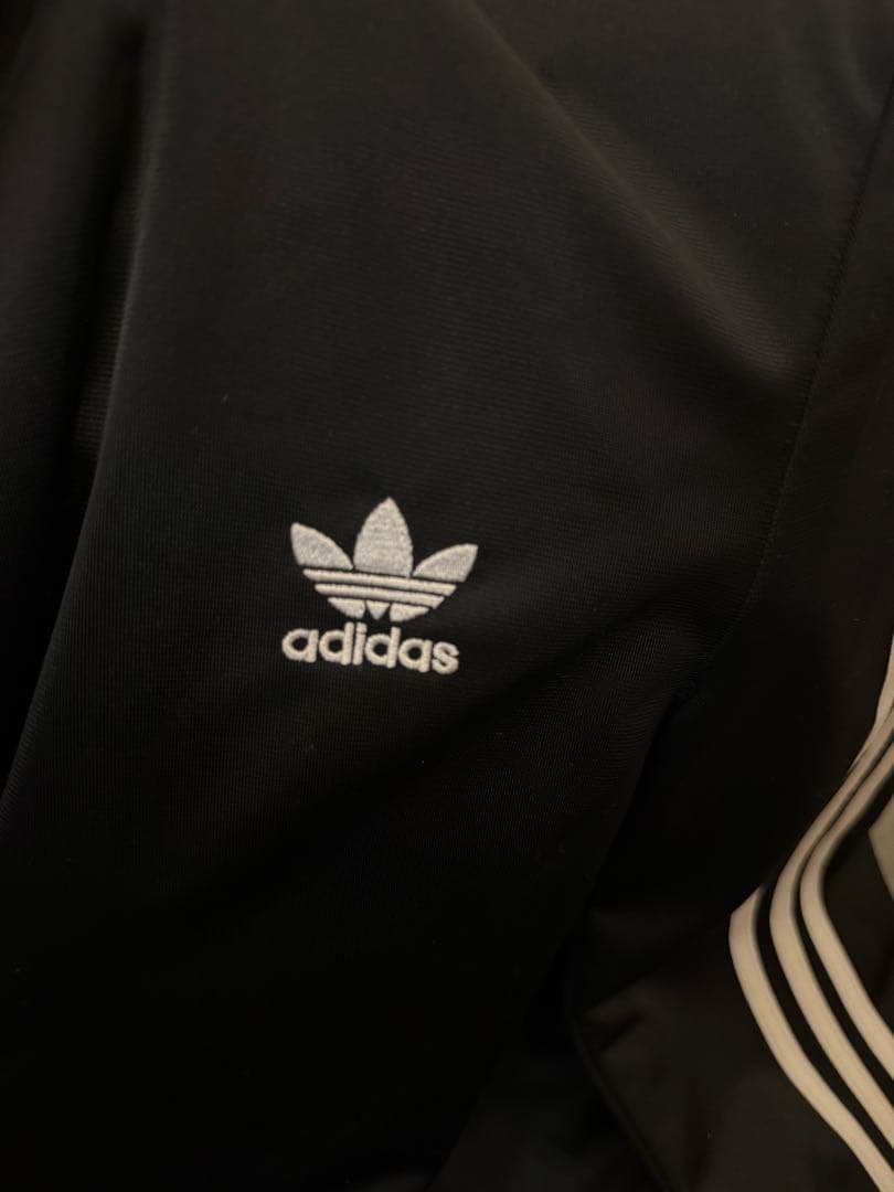 adidas テーラードジャケット ブラック