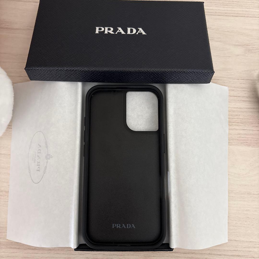 PRADA iPhone16ケース ピンク