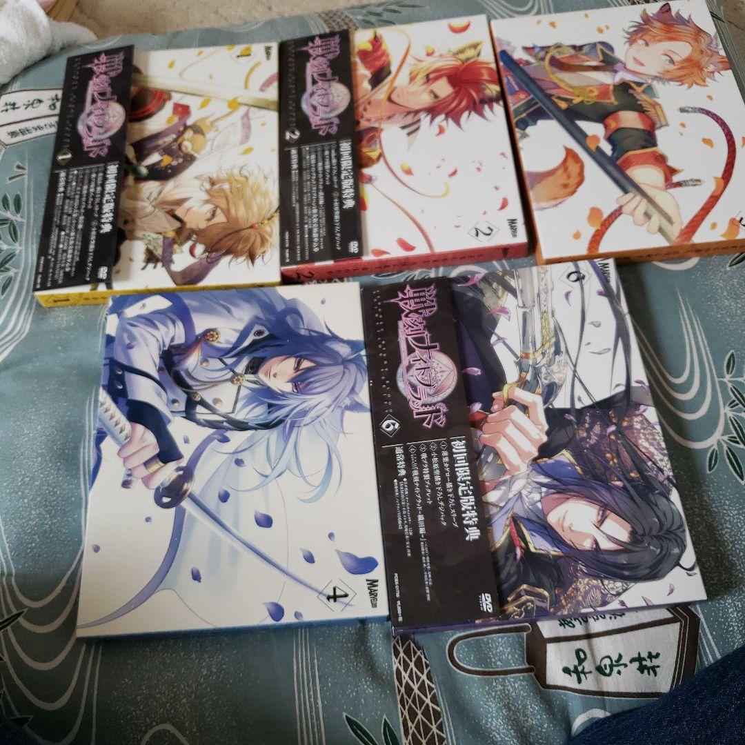 戦刻ナイトブラッド　　DVDセット「いいね！=即購入者のみ」