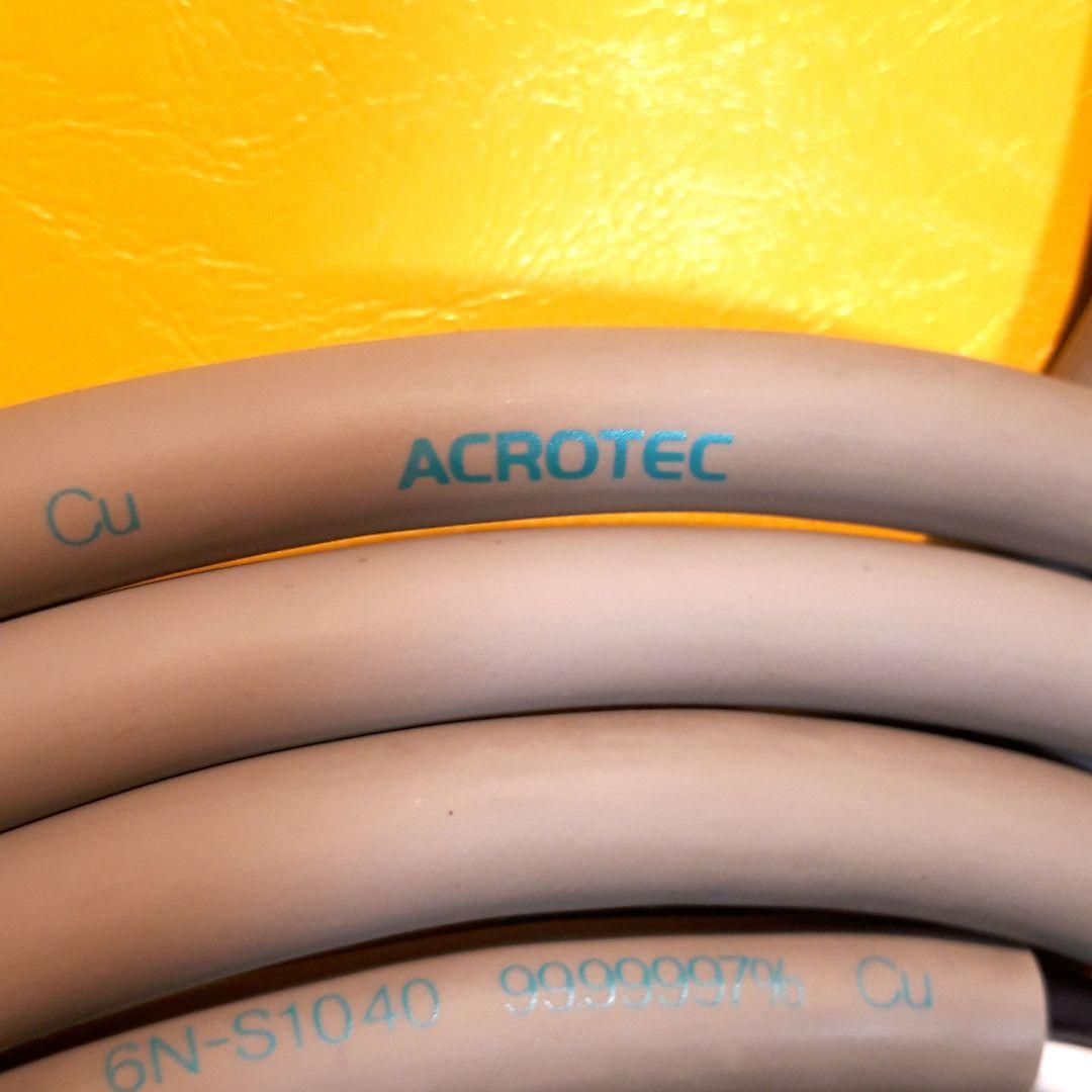 RITAOです。ACROTEC スピーカーケーブル2本