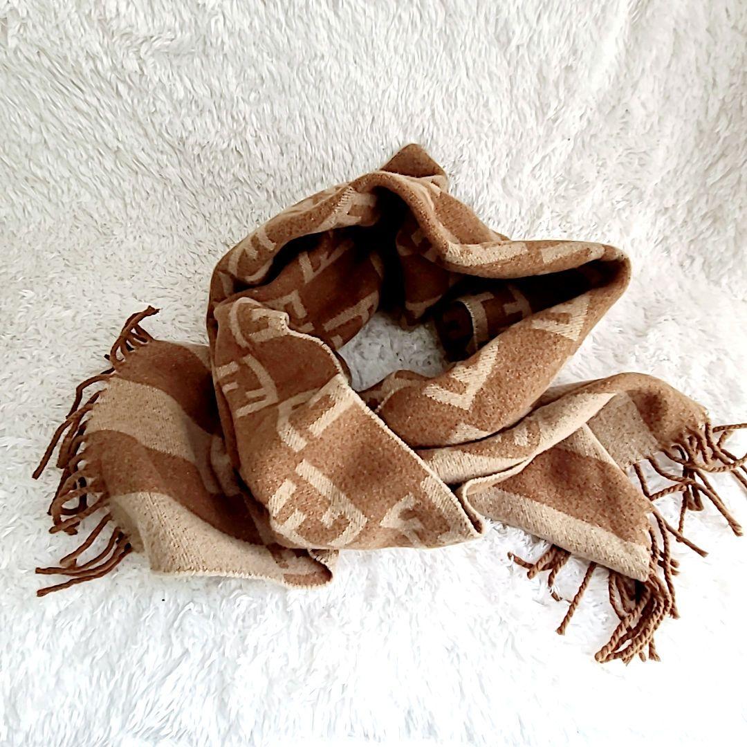 フェンディ　FENDI マフラー　ウール 前後ロゴ総柄