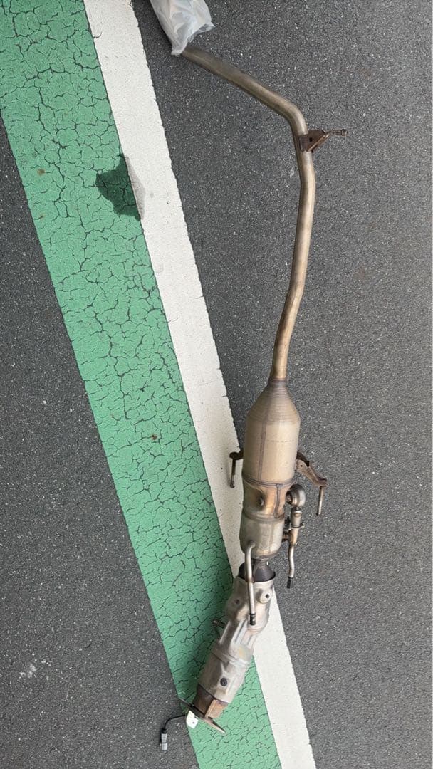 マフラー本体 プリウス30前期