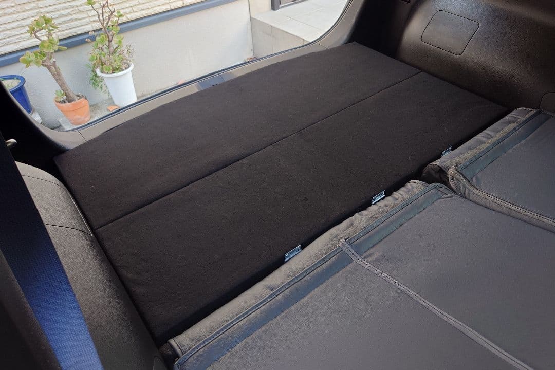 ノートE13型用ラゲッジアンダーボックス　自作品