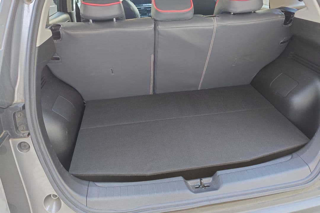 ノートE13型用ラゲッジアンダーボックス　自作品