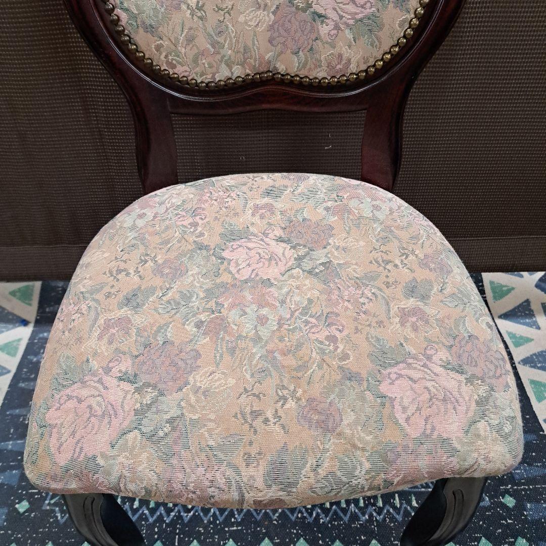 ♡アンティーク　 木製椅子 　ゴブラン織　猫足　鋲打ち♡