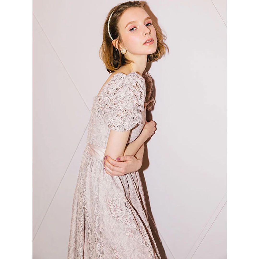 エイミーイストワール　ギャザーレーススクエアネックワンピース　ブラック