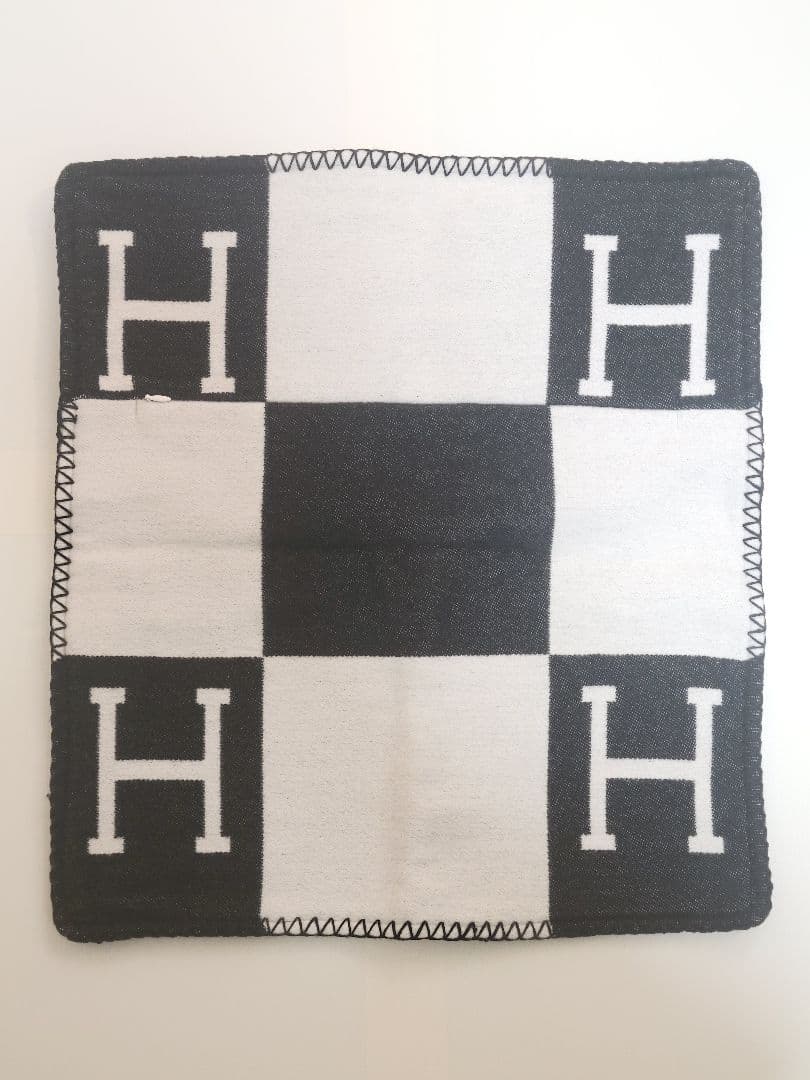 【ゆう】　エルメス　クッションカバー　ブラック　45×45　2枚セット