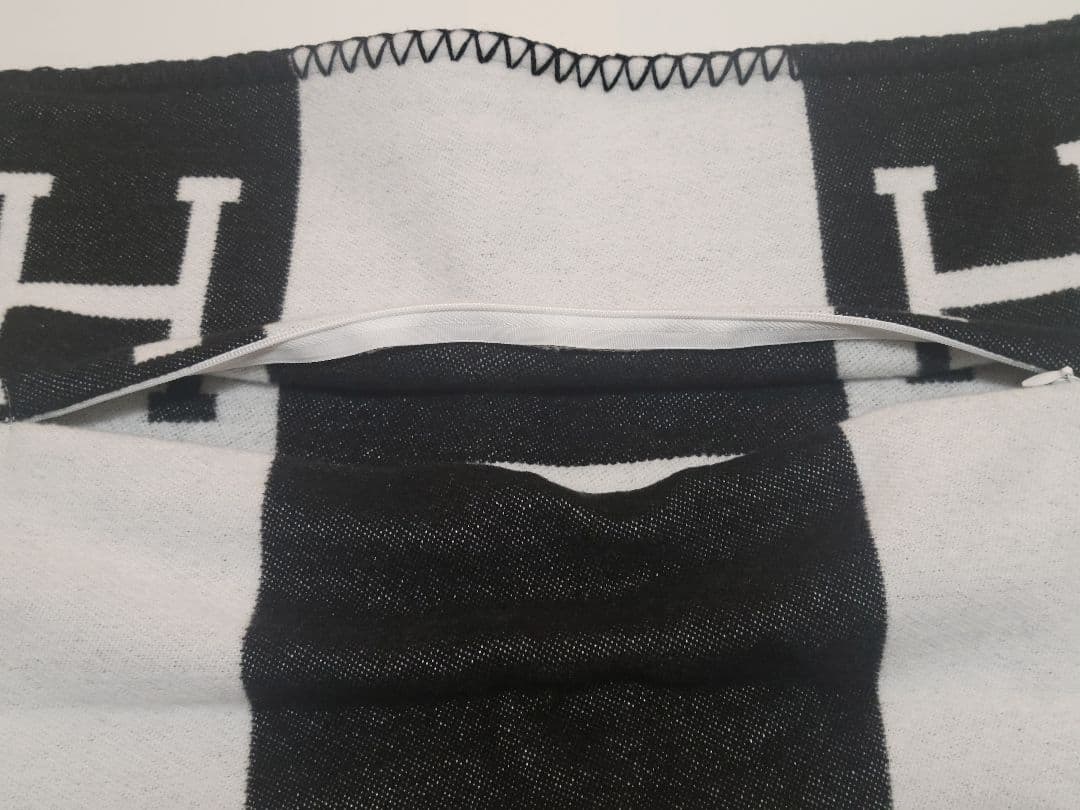 【ゆう】　エルメス　クッションカバー　ブラック　45×45　2枚セット