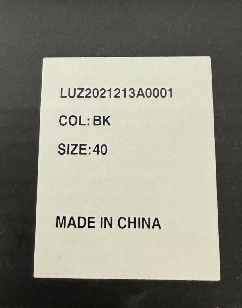 ★Lui’s (ルイス) レディース ☆40サイズ ☆ブラック◾️