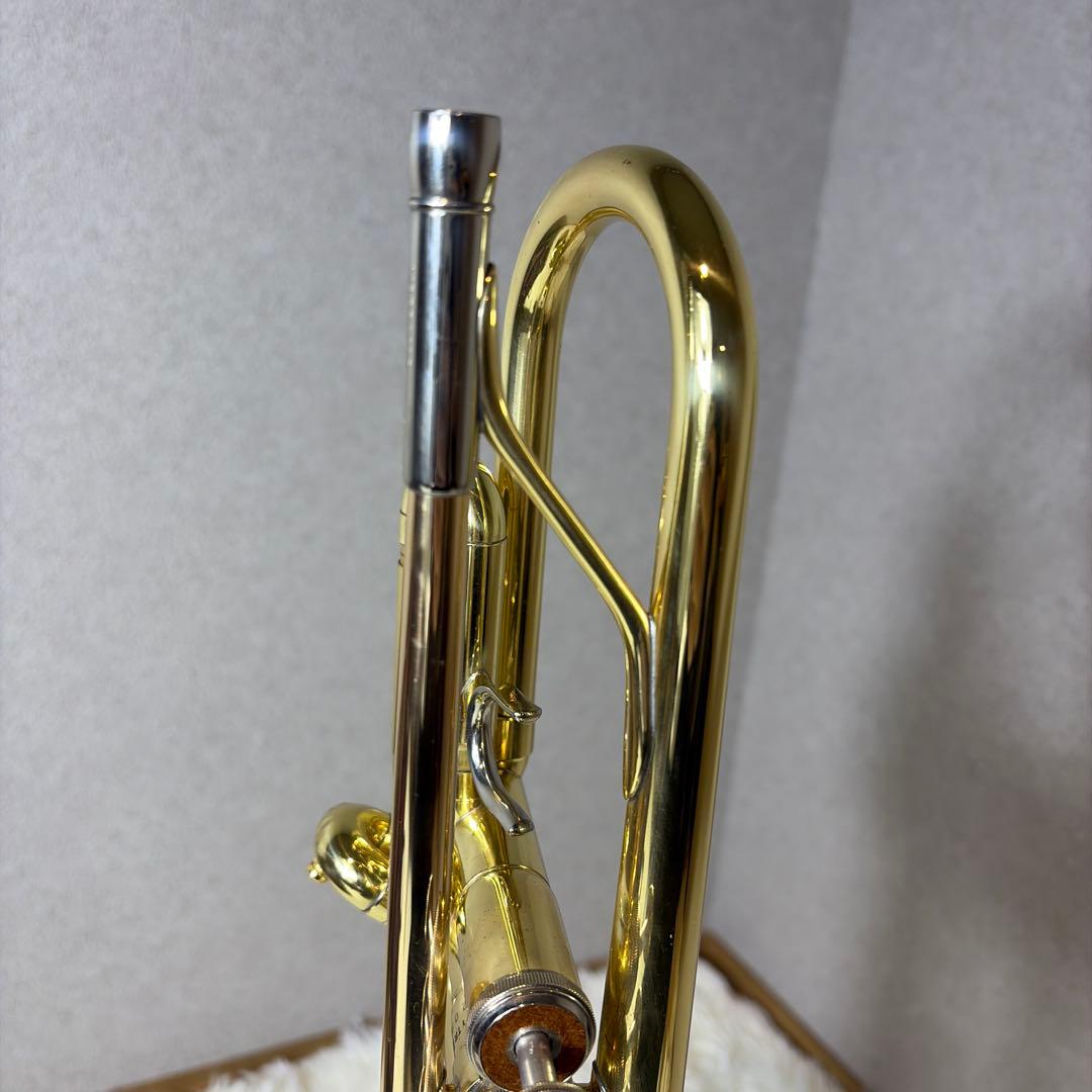 【美品】 YAMAHA トランペット YTR2320E マウスピース ケース付