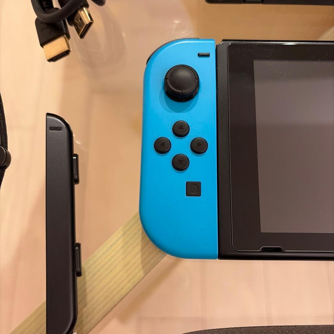 Nintendo Switch ニンテンドースイッチ 本体 付属品付き ケース付