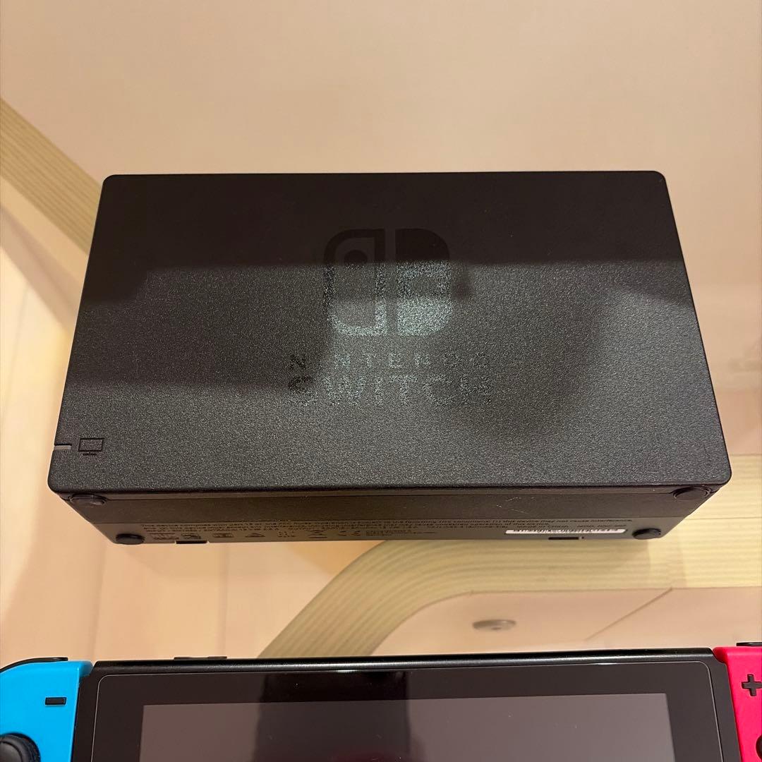 Nintendo Switch ニンテンドースイッチ 本体 付属品付き ケース付