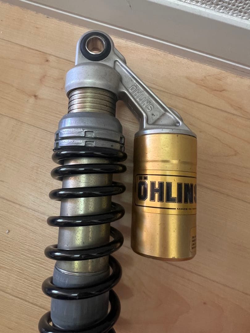 エノ　リアサスペンション　z1 z2 ゼファー　zrx400 sr400