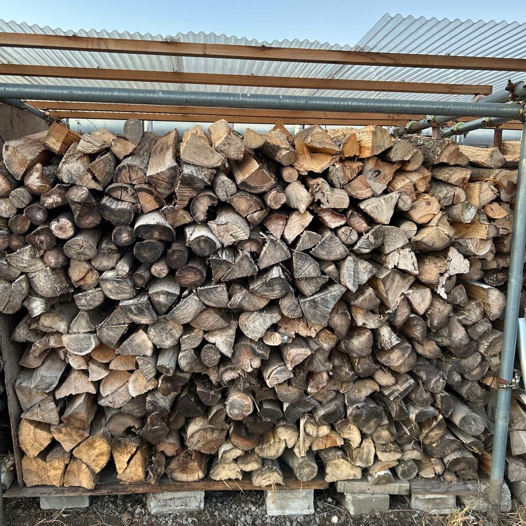 乾燥　薪　広葉樹　宇都宮インター近く 40㎝位　1㎥は引取り限定