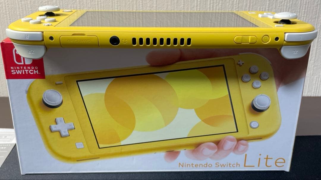 Nintendo Switch Lite ジャンク品　イエロー 充電器付き