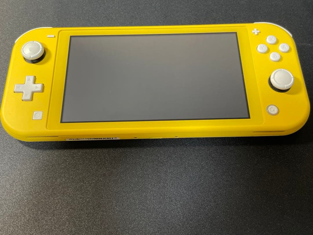 Nintendo Switch Lite ジャンク品　イエロー 充電器付き