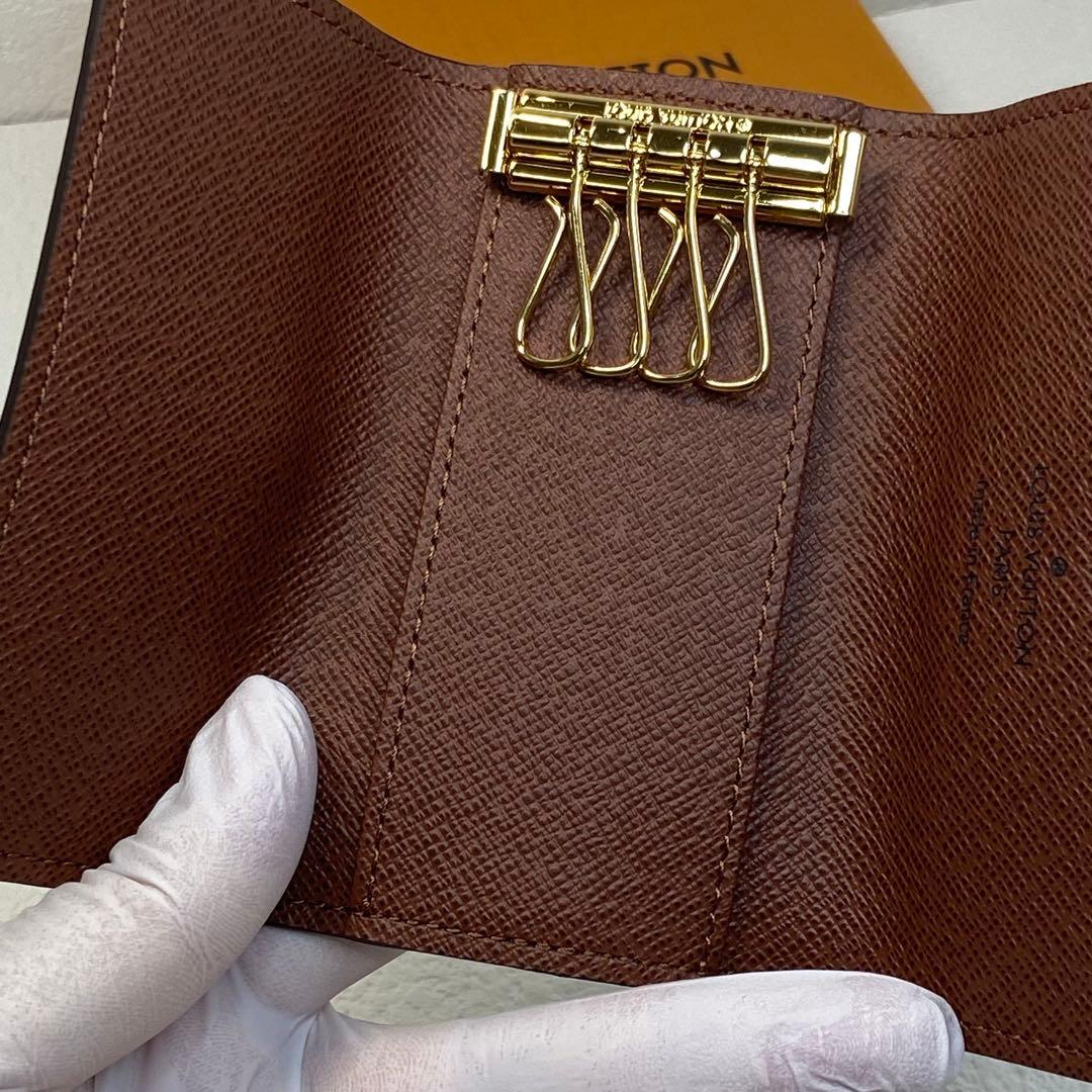 【未使用品】ルイヴィトン モノグラム4連キーケースミュルティクレ4 M69517