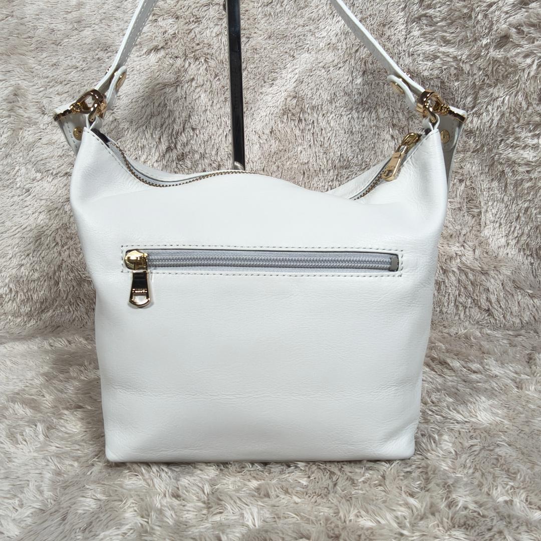 極美品✨　russet ソフトレザーシンプルショルダーバッグ 2way ホワイト