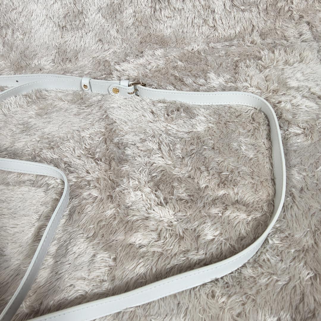 極美品✨　russet ソフトレザーシンプルショルダーバッグ 2way ホワイト