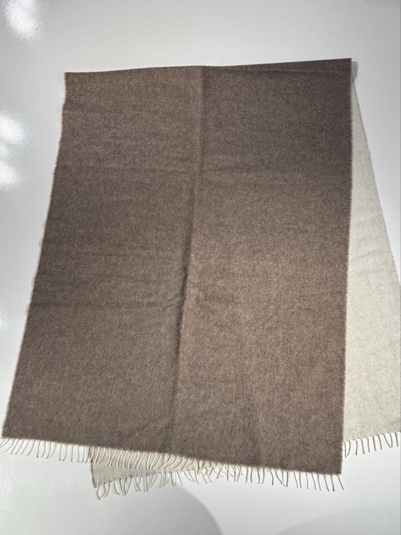 ［美品］HERMES エルメス　カシミヤ大判マフラー　ストール