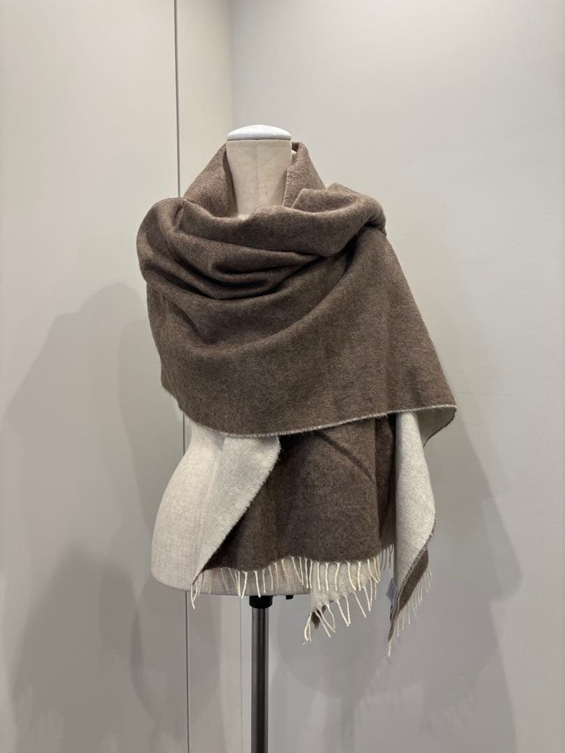［美品］HERMES エルメス　カシミヤ大判マフラー　ストール