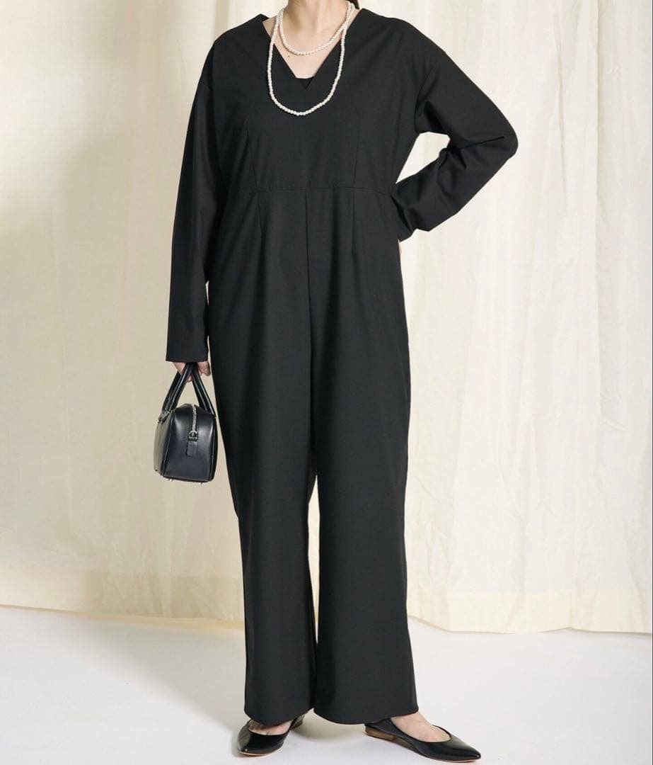 JSオケージョン　ブラックオールインワン