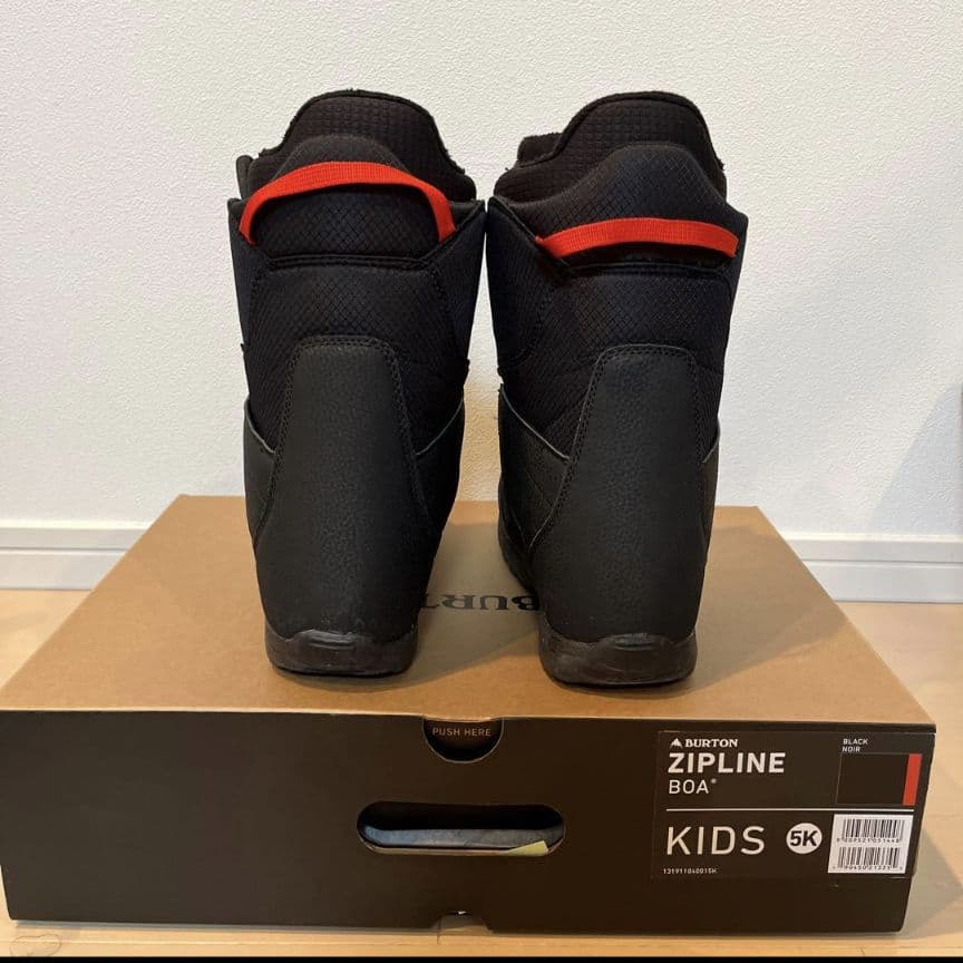Burtonスノボードキッズブーツ美品　　22㎝