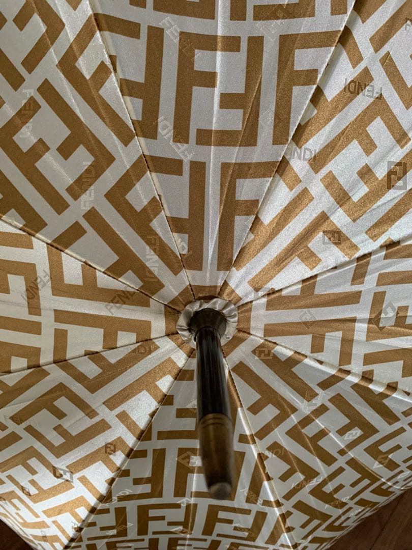 FENDI 長傘　フェンディ　傘　ベージュ