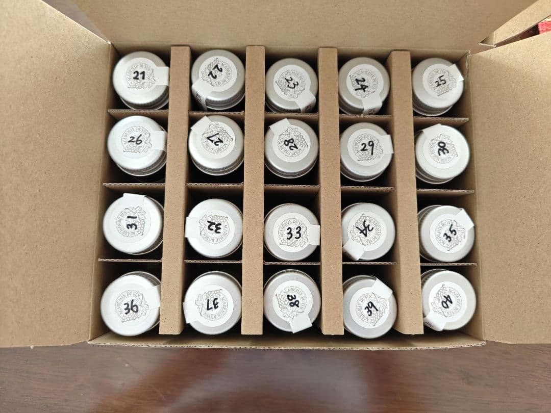 ソムリエ試験用 蒸留酒＆リキュール類、酒税強化ワイン　合計52種 小瓶