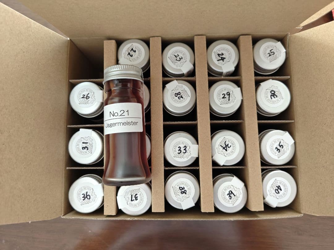 ソムリエ試験用 蒸留酒＆リキュール類、酒税強化ワイン　合計52種 小瓶