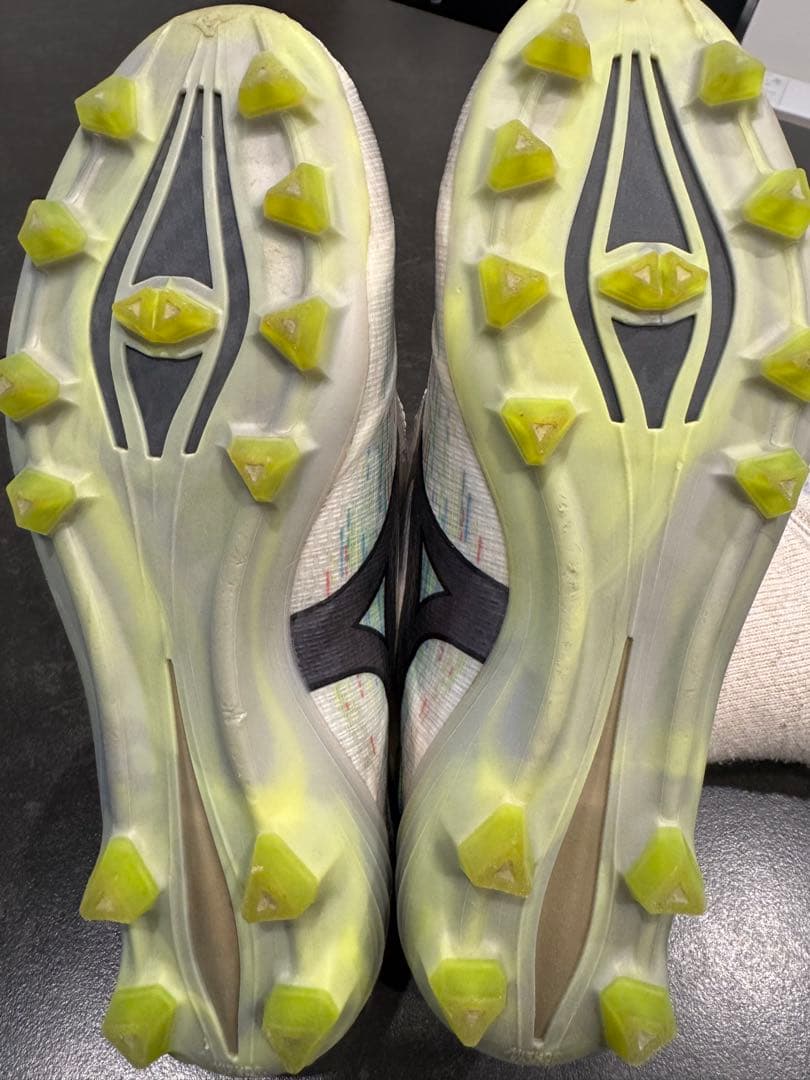 ミズノ　アルファジャパンII 25cm