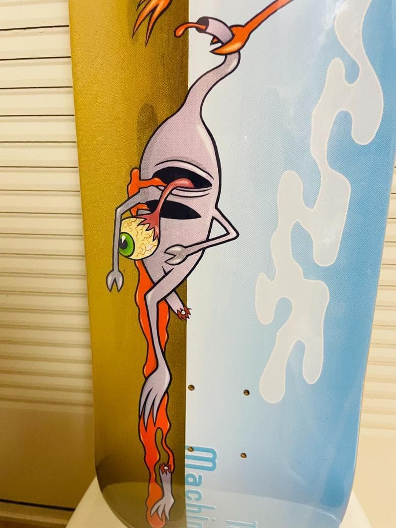 TOY MACHINEトイマシーン　スケートボードデッキ　8.25*32インチ