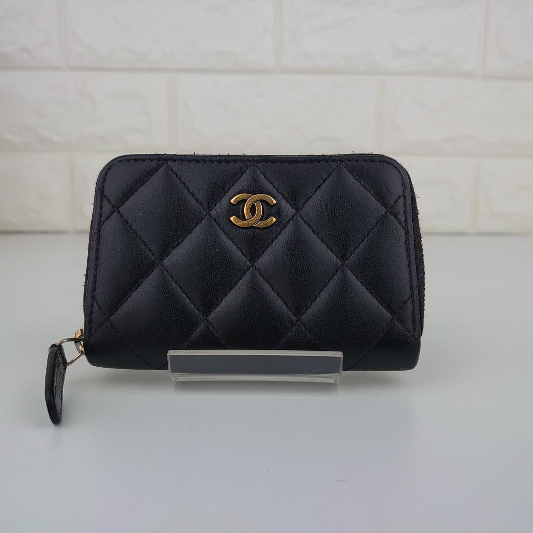 【美品】シャネル　マトラッセ　カードケース　小銭入れ　ミニ　財布　1179