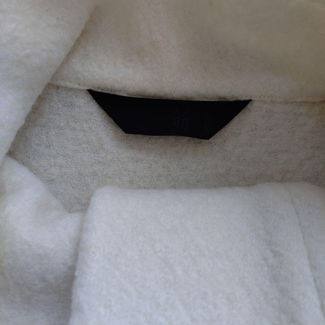 センソユニコ　モユル ホワイト ボタン付き ハイネック ポンチョ