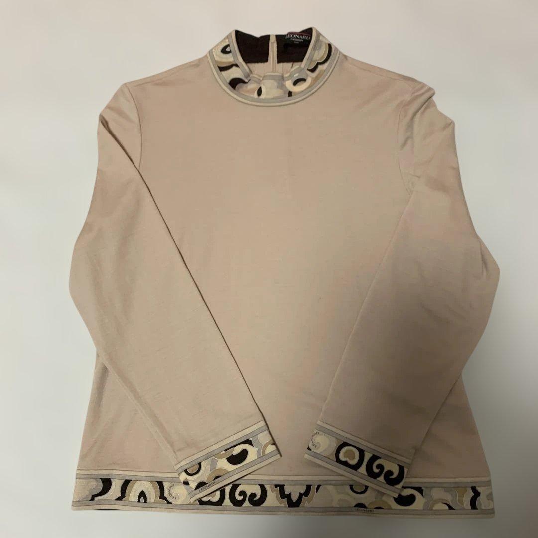 レオナールハイネックプルオーバー