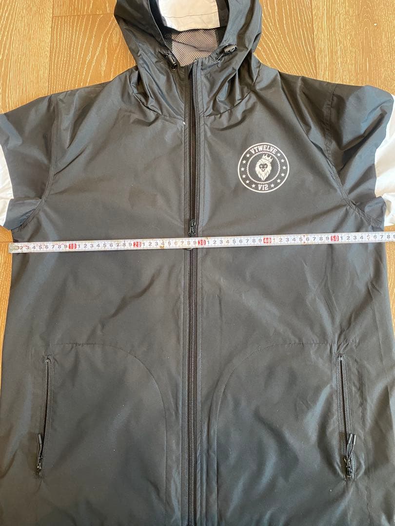極美品 V12 V TWELVE ゴルフウェア ナイロンジャケット メンズ Ｌ